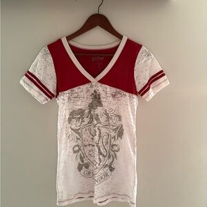 Universal Studios Wizarding World of Harry Potter  Gryffindor T-shirt Large